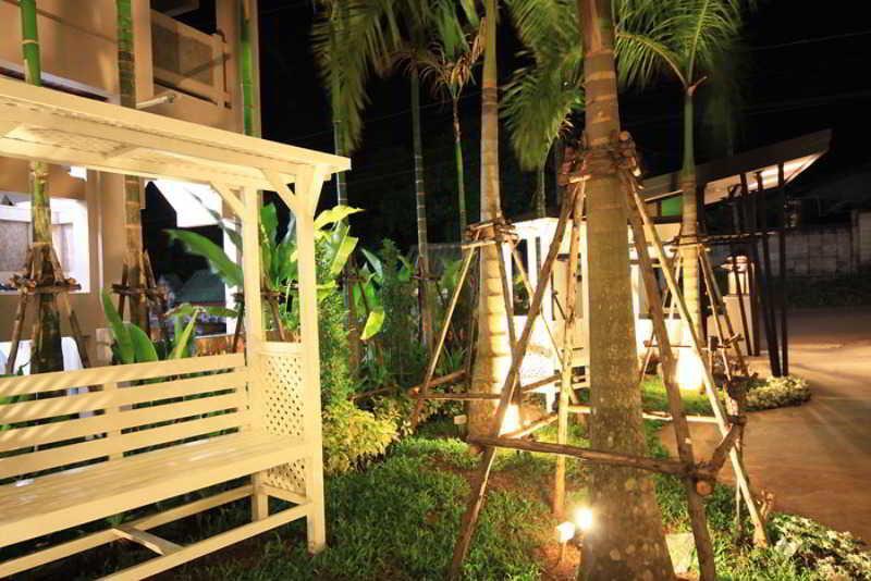קראבי Dee Andaman Hotel מראה חיצוני תמונה